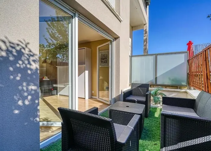 Charmant Studio Avec Terrasse Et Parking